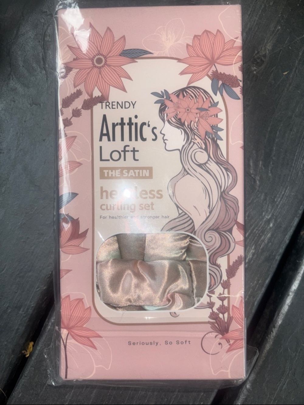Trending Arttic's Loft Satin Heatless Curling Set - Pink